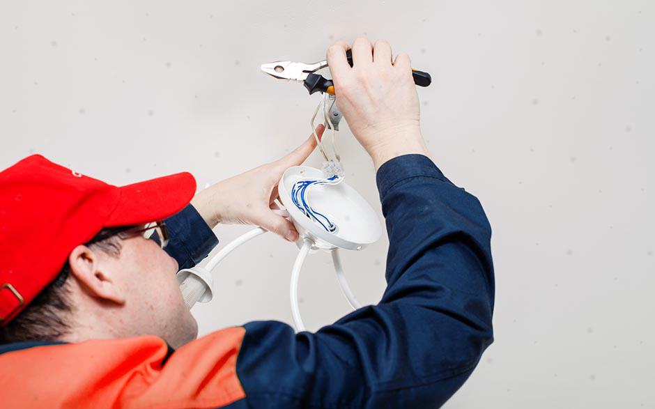 électricien maintenance Paris 8
